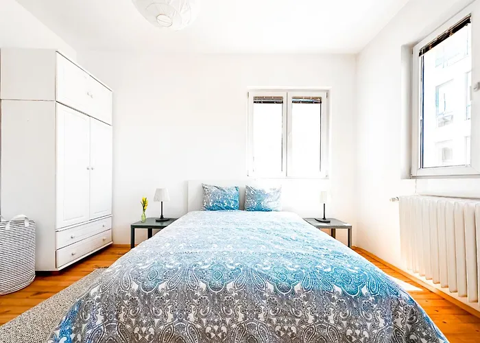 Prime Spot - 2br -15bth - Next To Nevsky Church Sofia